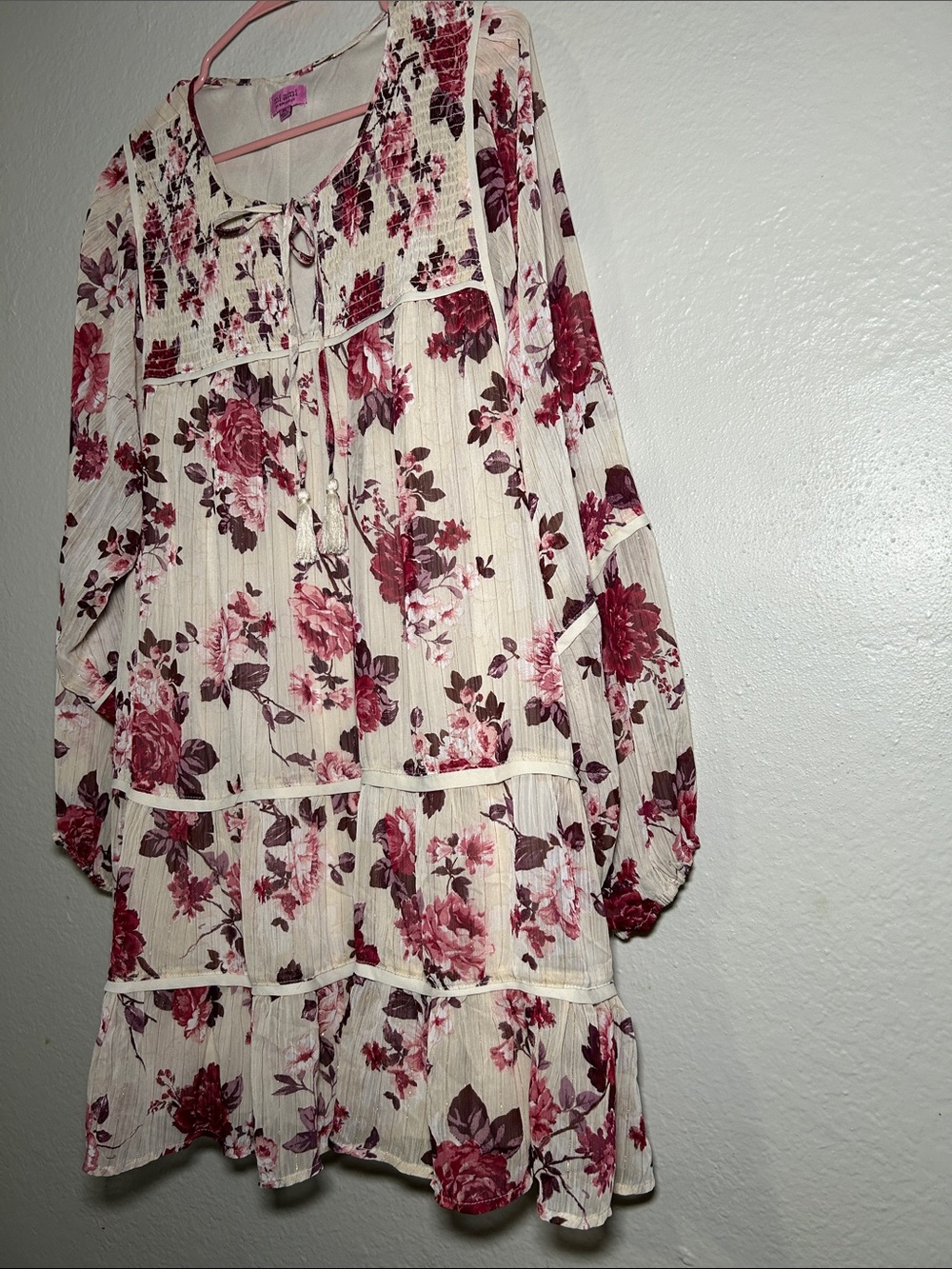 Mi ami for Francesca’s Cream Tunic with Rose & Berry Floral Print - Picture 4 of 8
